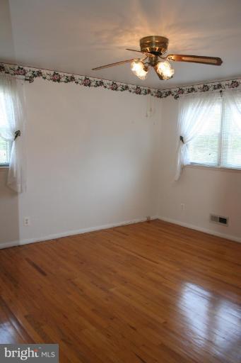 512 Madingley Road Linthicum Heights, MD 21090 - Photo 13 of 17 Bedroom #1
