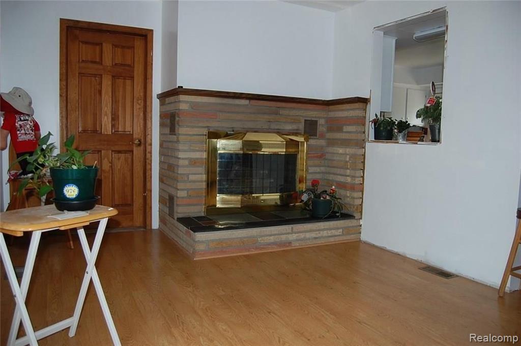 5378 Ridgemont Street Howell, MI 48843 - Photo 10 of 26 Gallery Image 10