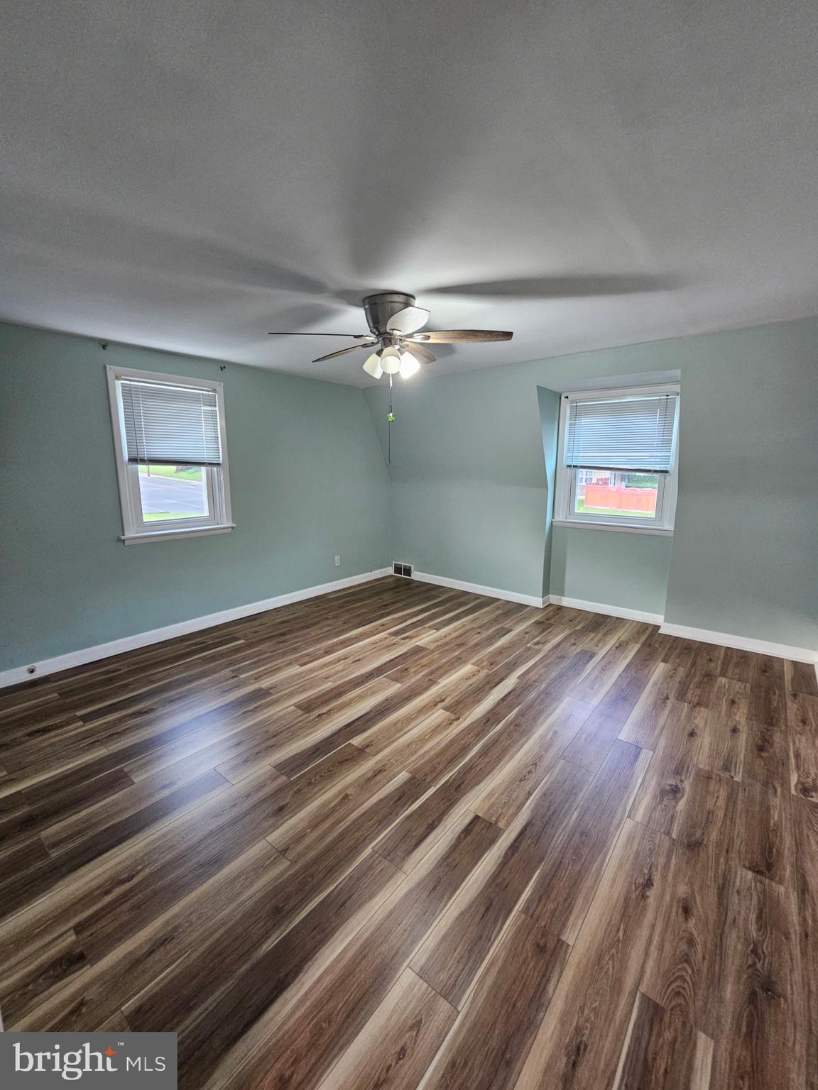 804 Marchman Road Philadelphia, PA 19115 - Photo 12 of 22