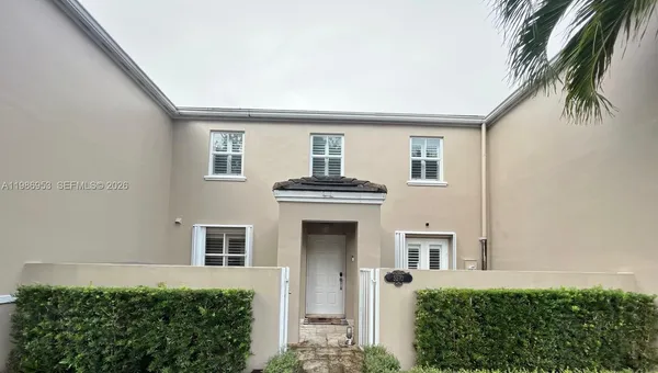 $4,000 | 5570 Southwest 70th Place South, Unit 5570, Miami, FL 33155