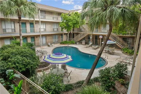 $275,000 | 4007 St Charles Avenue, Unit 218, New Orleans, LA 70115