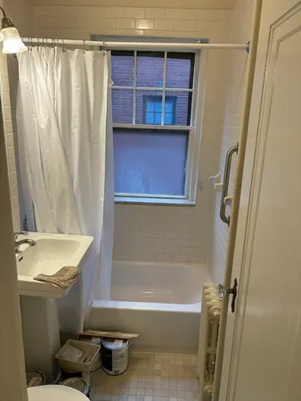 $2,750 | 36 Linnaean Street, Unit 8, Cambridge, MA 02138