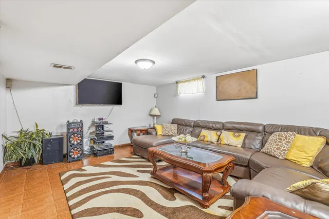 $249,900 | 6337 Indiana Avenue North, Brooklyn Center, MN 55429