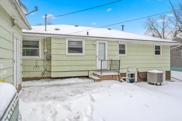 $249,900 | 6337 Indiana Avenue North, Brooklyn Center, MN 55429