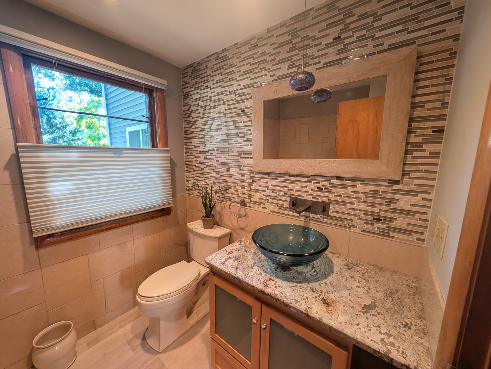 192 Ambrose Street Springfield, MA 01109 - Photo 6 of 36 Gallery Image 6