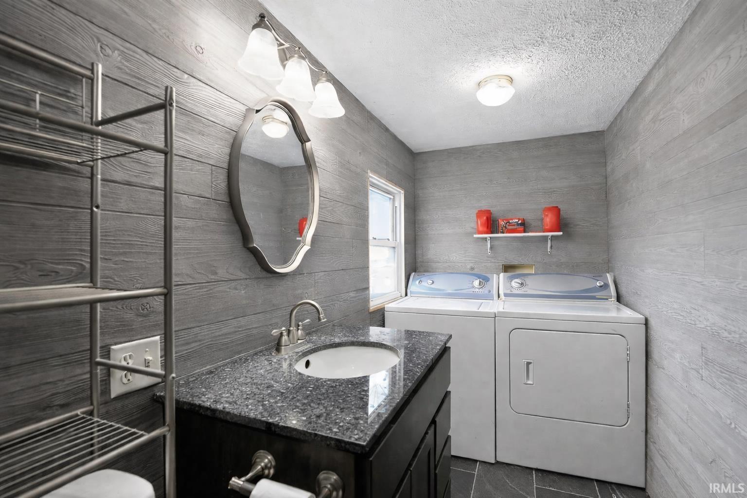 602 East 2nd Street Reynolds, IN 47980 - Photo 11 of 16