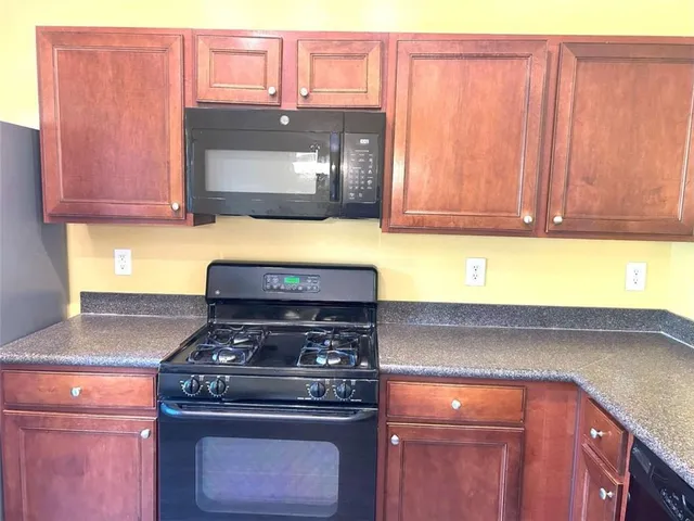 $2,350 | 1008 Prestwyck Court, Alpharetta, GA 30004