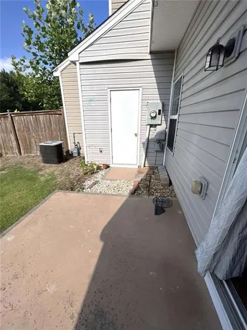 $2,350 | 1008 Prestwyck Court, Alpharetta, GA 30004