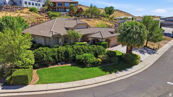 $727,000 | 2353 West Valley View Drive, Hurricane, UT 84737
