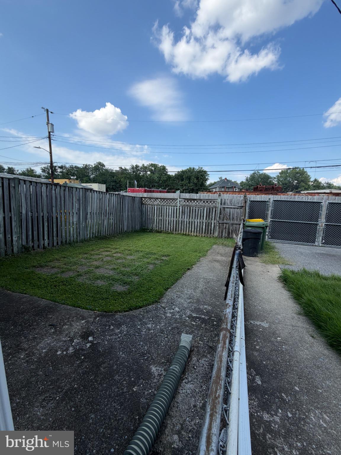 230 West Meadow Road Baltimore, MD 21225 - Photo 11 of 29 Spacious, fenced back yard