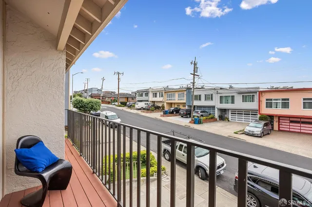 $1,095,000 | 275 3rd Avenue, Daly City, CA 94014