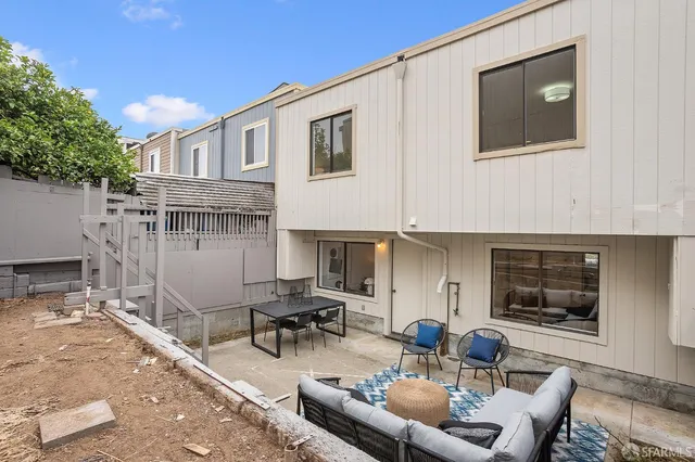 $1,095,000 | 275 3rd Avenue, Daly City, CA 94014