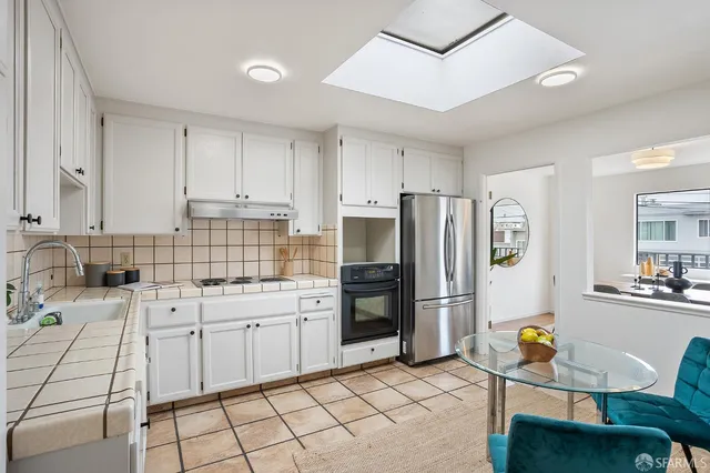 $1,095,000 | 275 3rd Avenue, Daly City, CA 94014