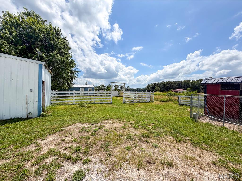 10751 State Rte F Farmington, MO 63640 - Photo 36 of 48