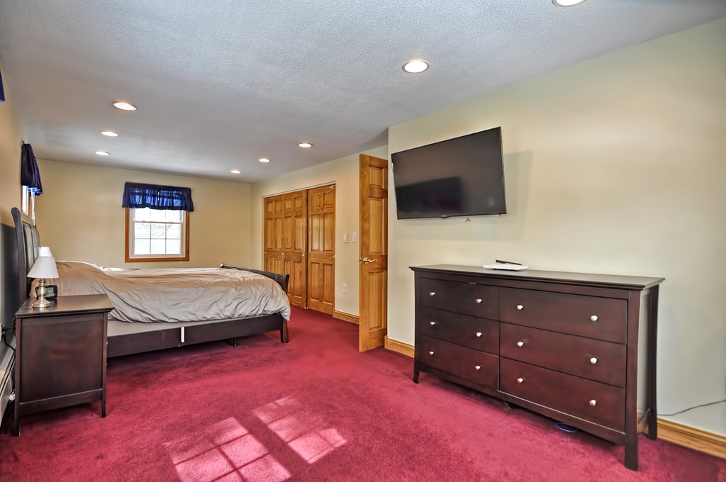 15 Jeannine Road Bellingham, MA 02019 - Photo 14 of 30 Gallery Image 14