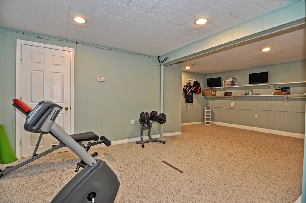 15 Jeannine Road Bellingham, MA 02019 - Photo 23 of 30 Gallery Image 23