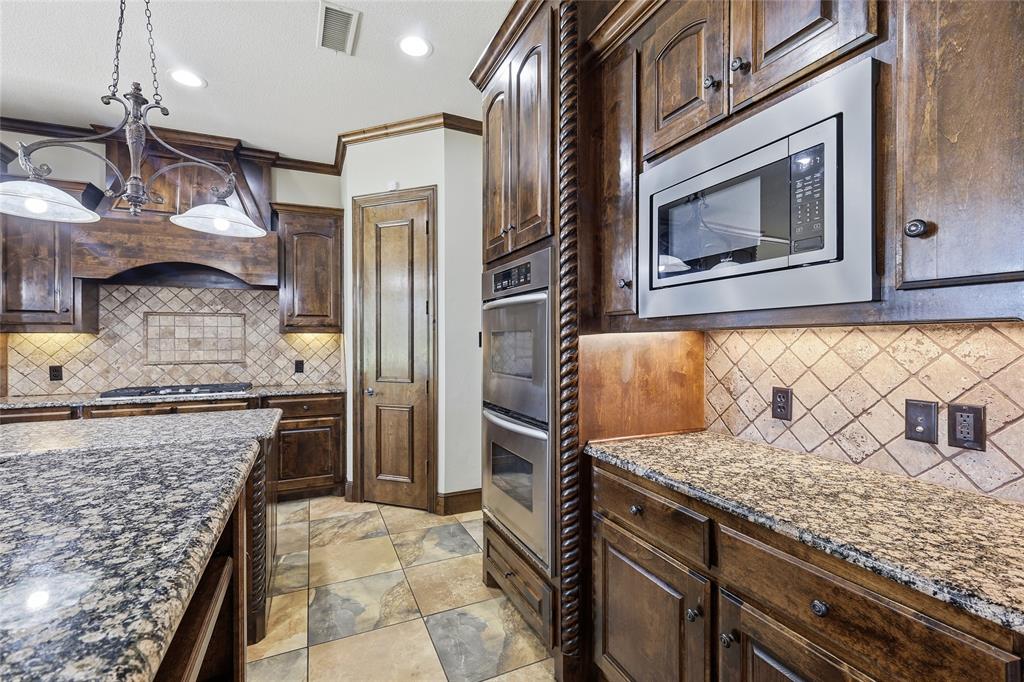 1453 Whitley Road Keller, TX 76248 - Photo 18 of 36
