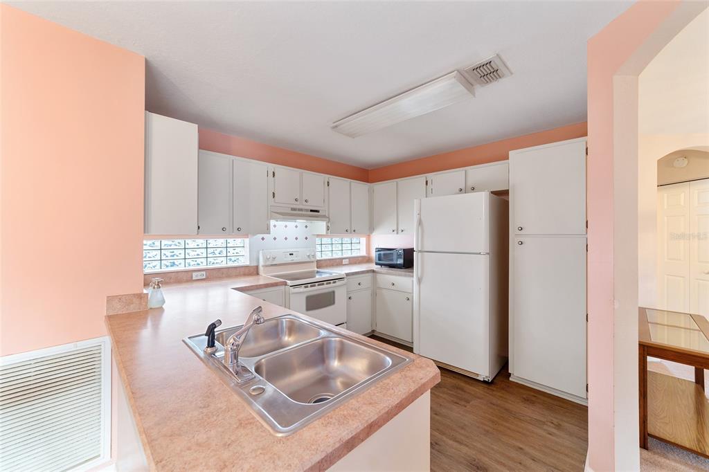 7186 Southwest 113th Loop Ocala, FL 34476 - Photo 17 of 39 Gallery Image 17