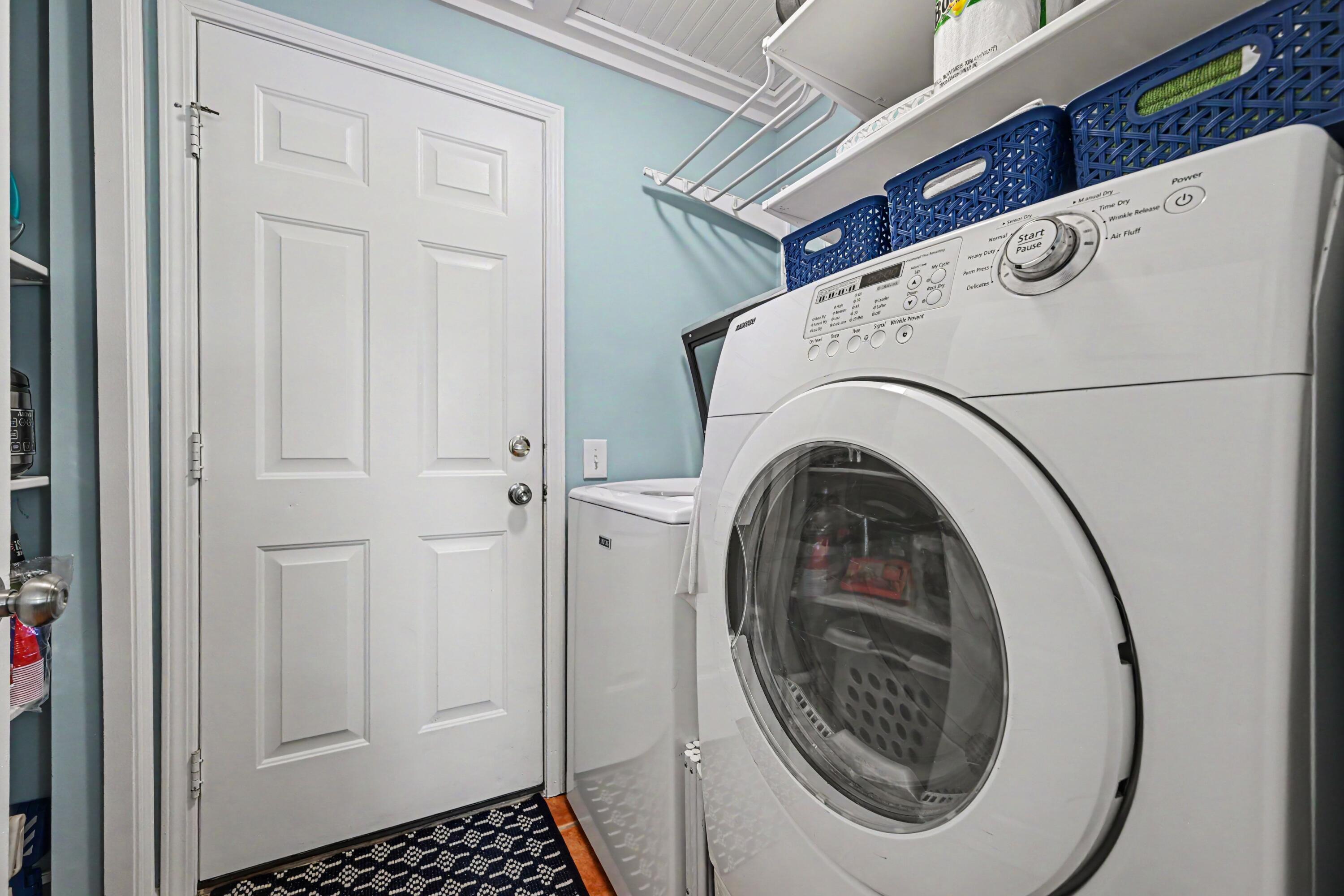 6059 Mapleview Lane Ypsilanti, MI 48197 - Photo 21 of 43 20 laundry