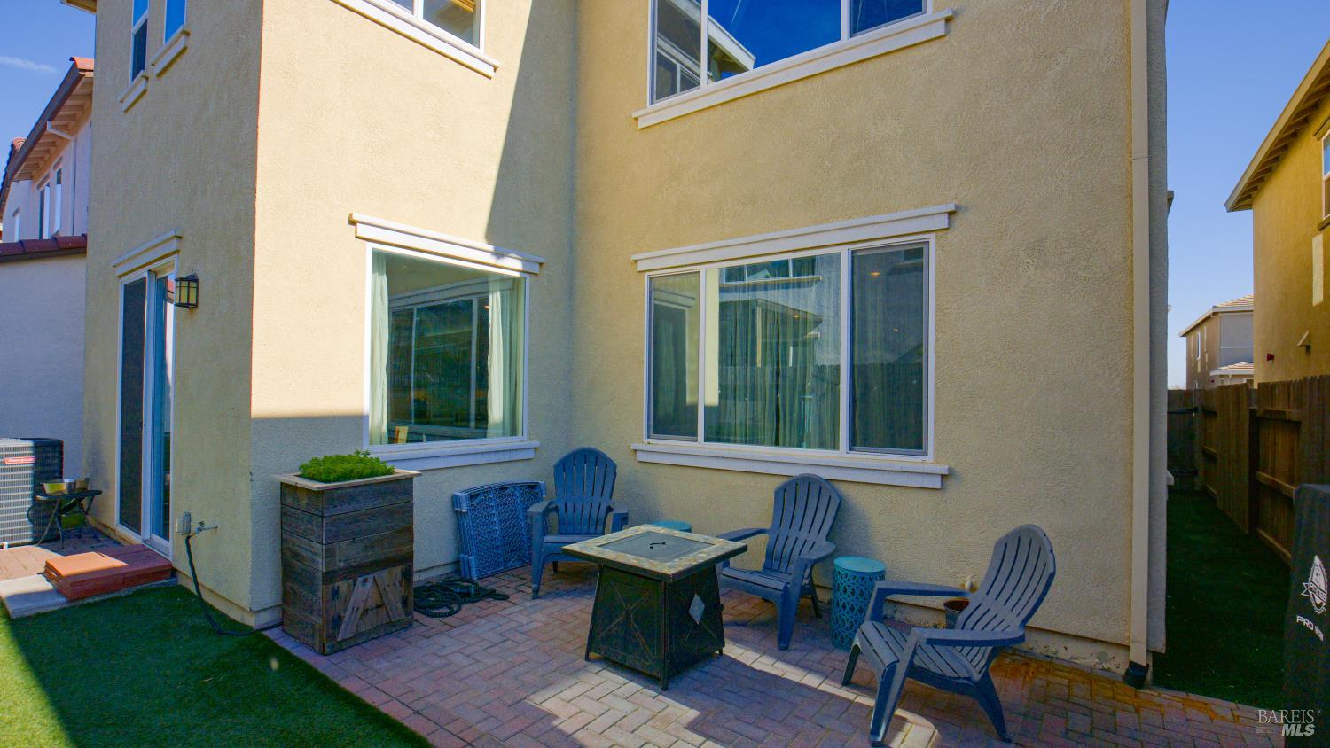 2382 Sheldon Drive Fairfield, CA 94533 - Photo 44 of 63 a view of a house with backyard and sitting area