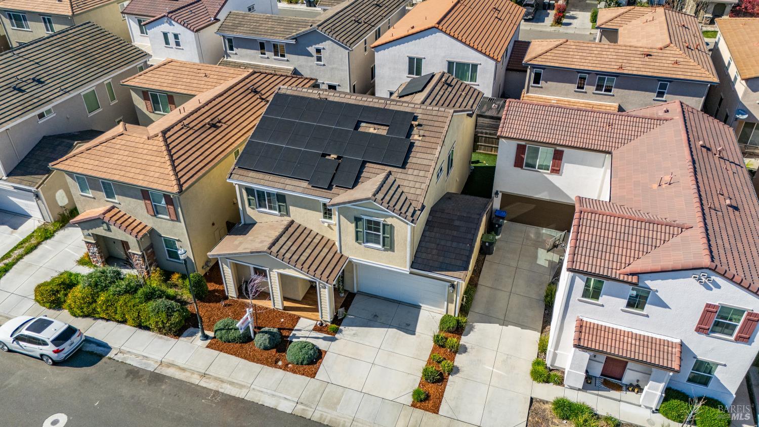 2382 Sheldon Drive Fairfield, CA 94533 - Photo 48 of 63 an aerial view of a house with a garden