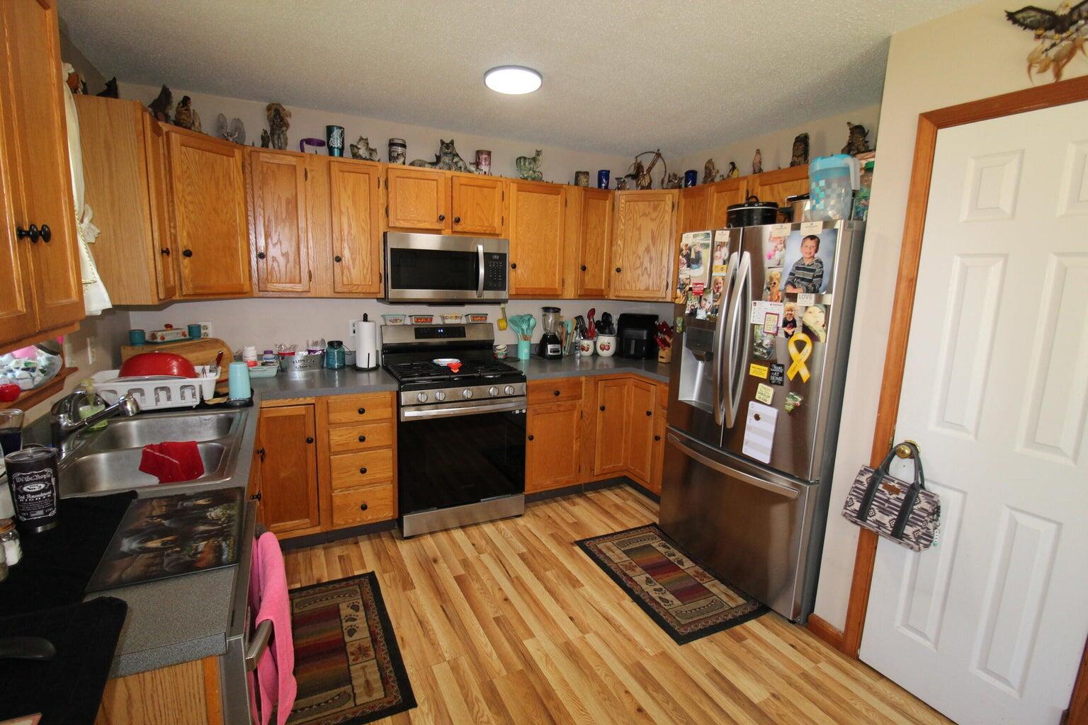 587 North Searsport Road Prospect, ME 04981 - Photo 10 of 29 20250902144019794778000000-o
