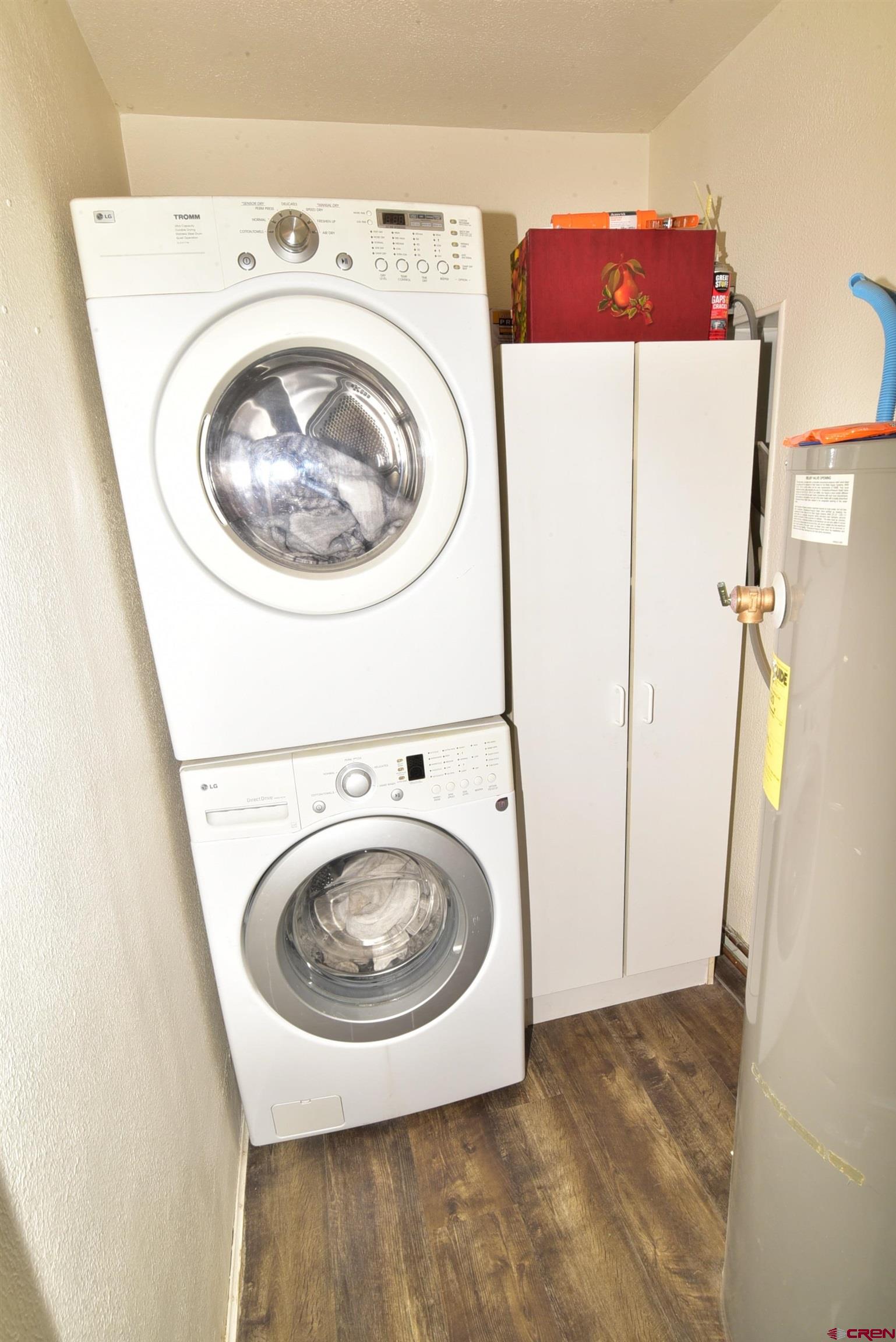839 B Street Delta, CO 81416 - Photo 21 of 27 a utility room with dryer and washer
