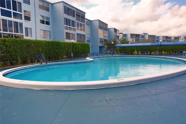 $1,850 | 7620 Northwest 18th Street, Unit 203, Margate, FL 33063