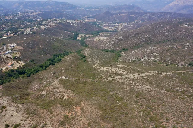 a picture of city view