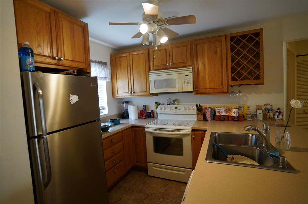 26485 Rampart Boulevard, Unit D21 Punta Gorda, FL 33983 - Photo 3 of 33