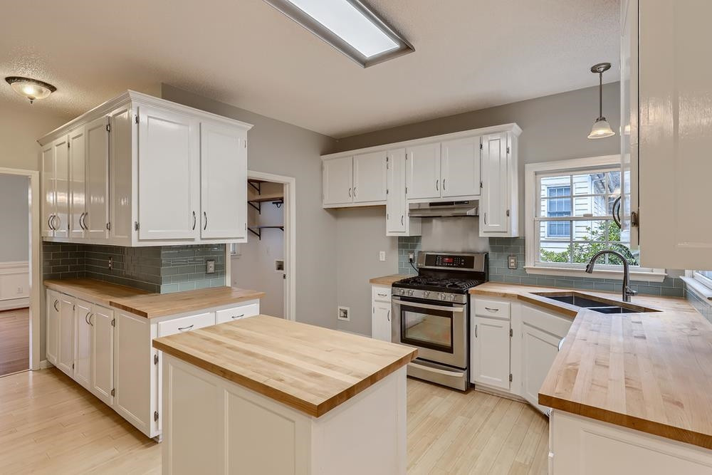 5405 Staysail Court Raleigh, NC 27613 - Photo 6 of 28 Photo 6