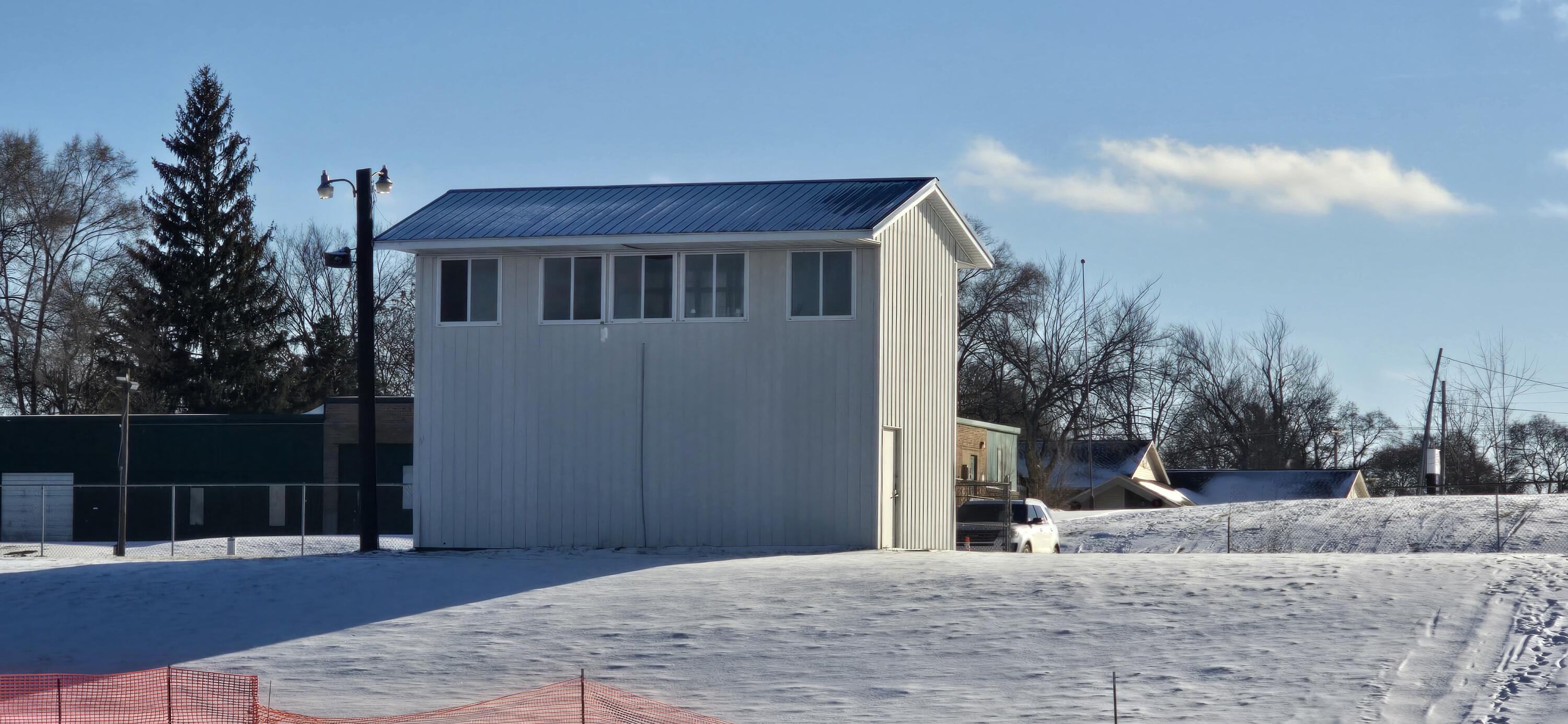 500 West Home Street Edmore, MI 48829 - Photo 5 of 5 20260102_145624