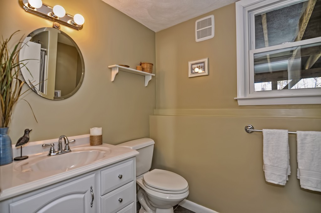72 Pinecrest Road Holliston, MA 01746 - Photo 27 of 30 Gallery Image 27