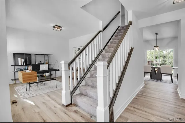 $539,900 | 5916 Collins Drive, Lockport Town, NY 14094