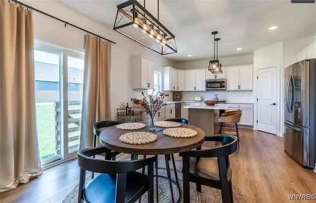 $539,900 | 5916 Collins Drive, Lockport Town, NY 14094