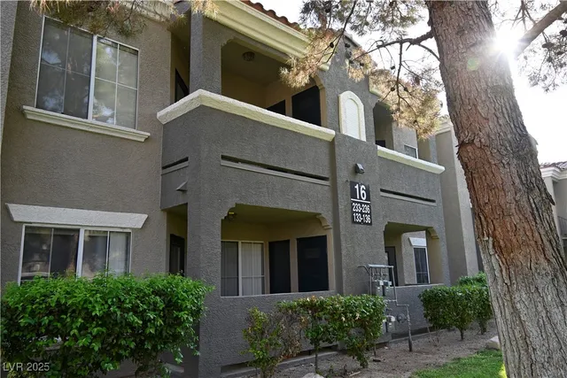 $1,495 | 10245 South Maryland Parkway, Unit 234, Las Vegas, NV 89183