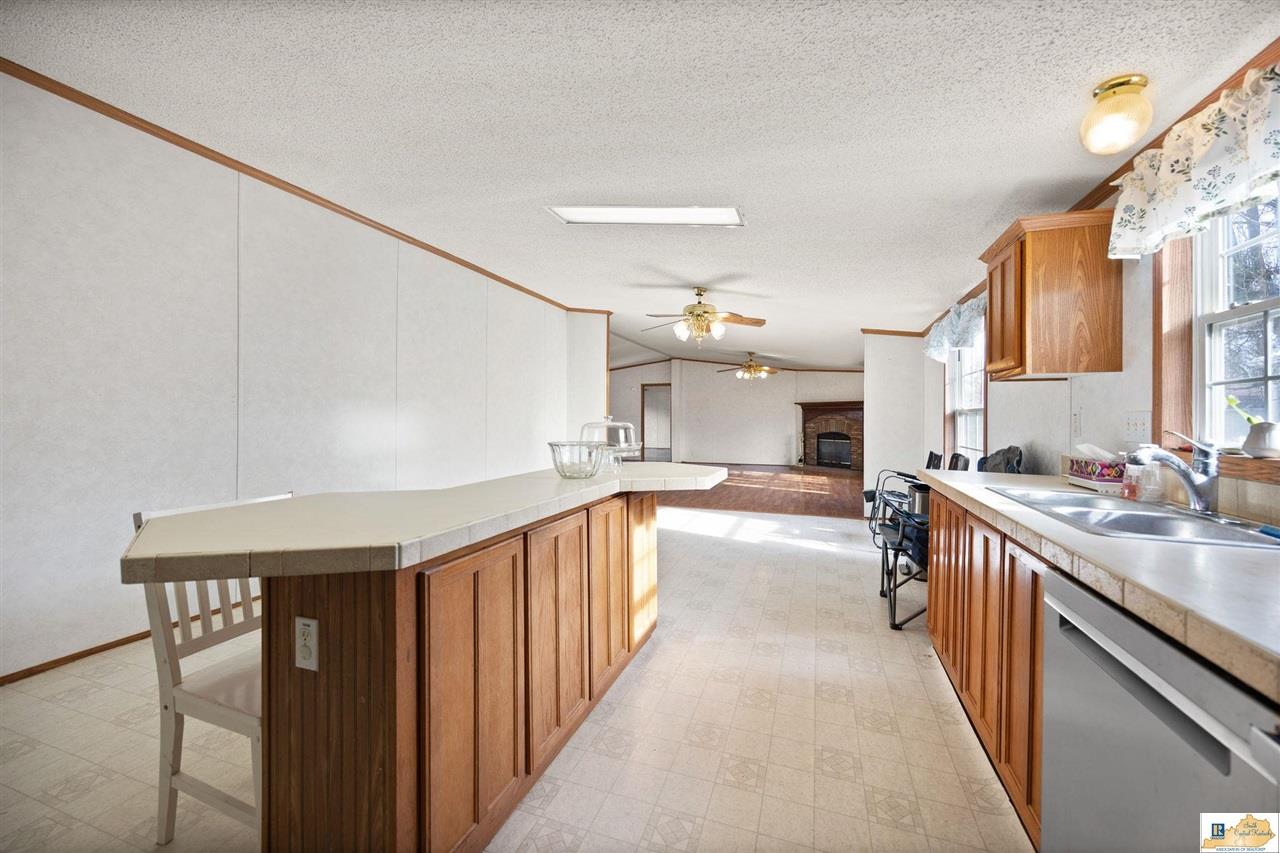 1451 Deckard School Road Rineyville, KY 40162 - Photo 9 of 66 Gallery Image 9