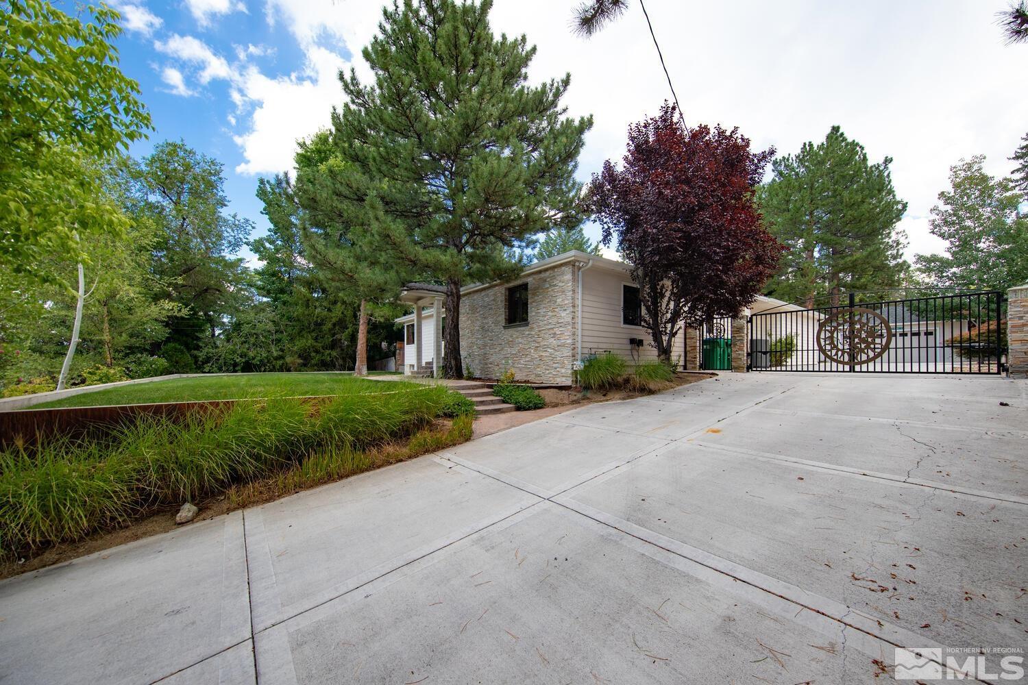 1360 Skyline Boulevard Reno, NV 89509 - Photo 28 of 40 Photo 28