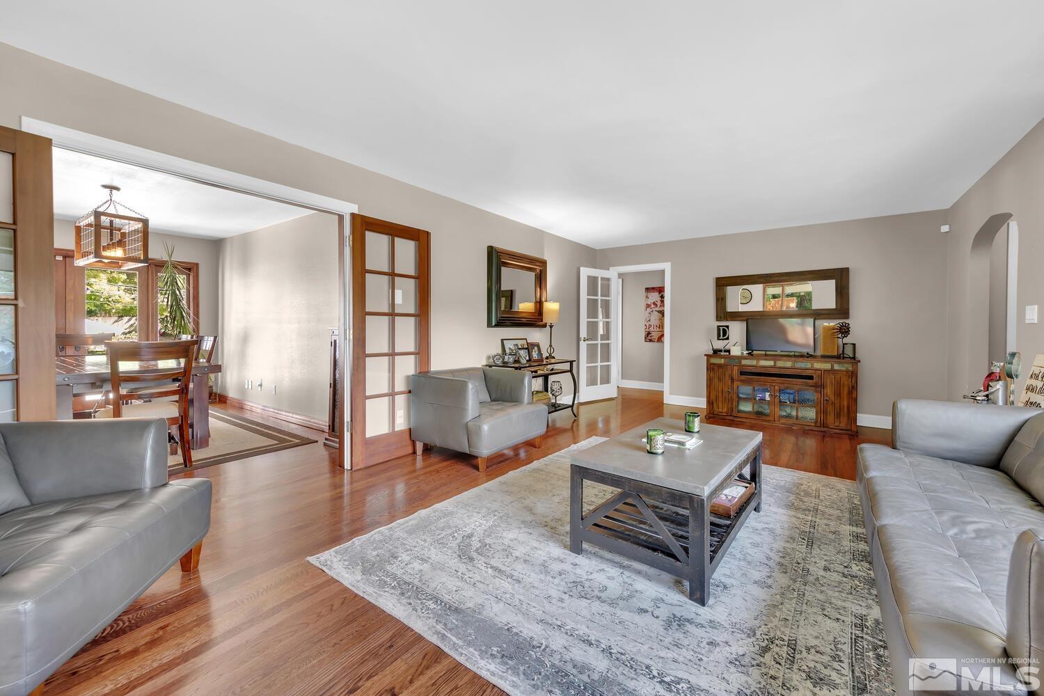 1360 Skyline Boulevard Reno, NV 89509 - Photo 4 of 40 Photo 4
