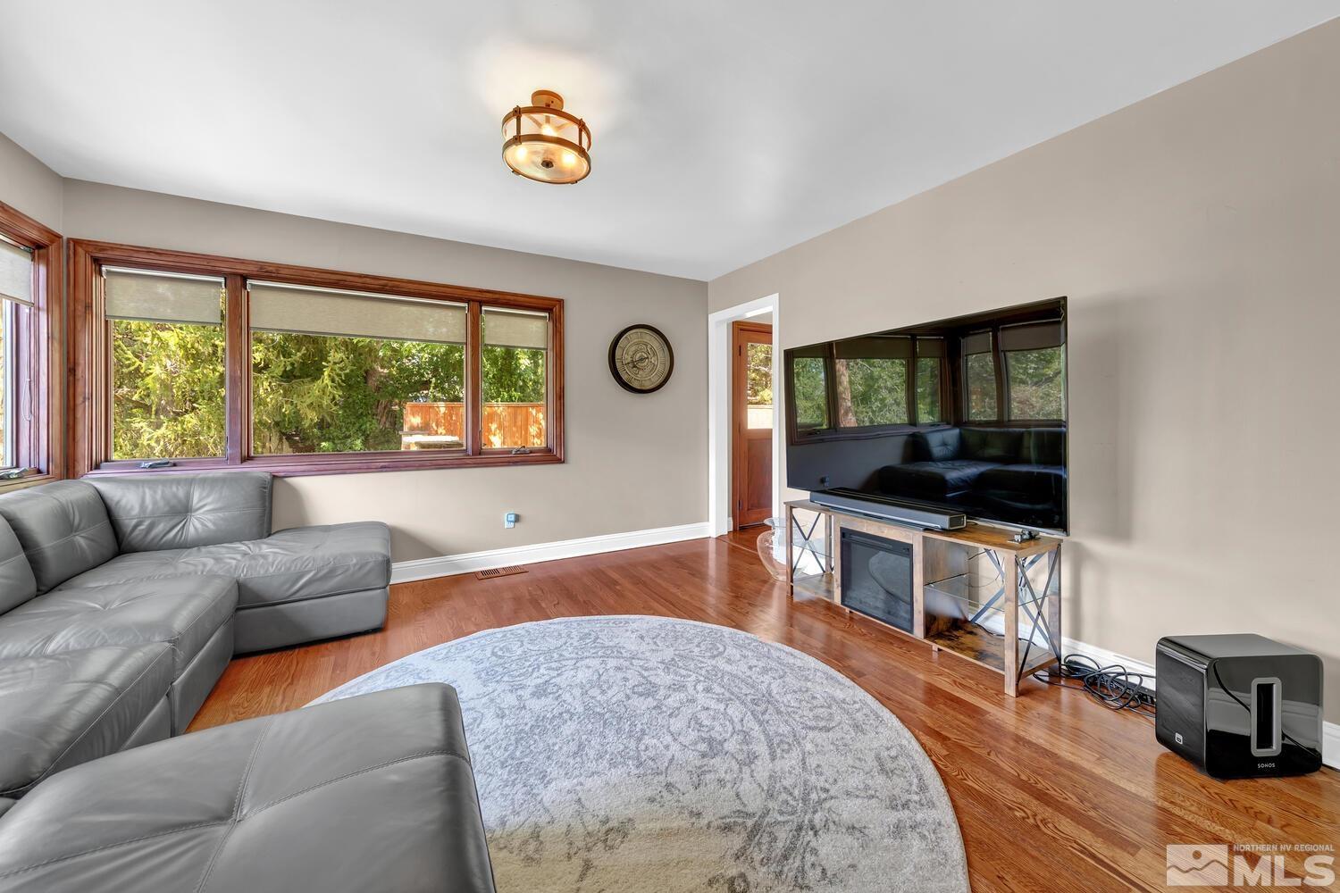 1360 Skyline Boulevard Reno, NV 89509 - Photo 6 of 40 Photo 6