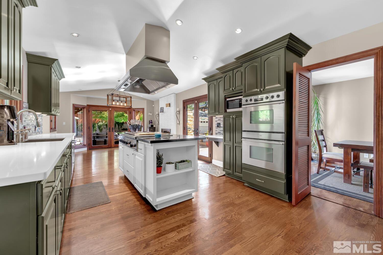 1360 Skyline Boulevard Reno, NV 89509 - Photo 7 of 40 Photo 7