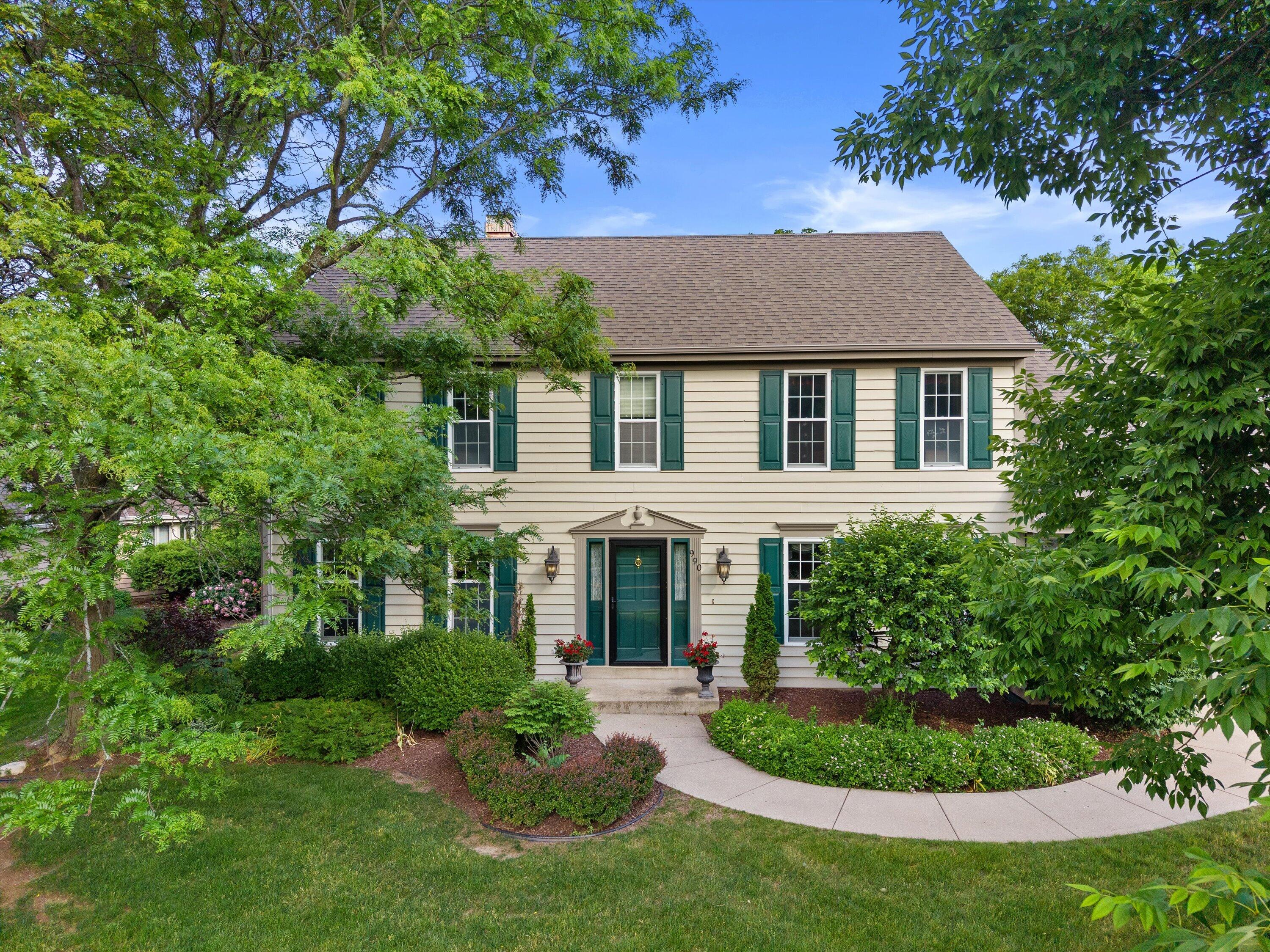 990 South Springdale Road Waukesha, WI 53186 - Photo 2 of 45 Welcome Home!