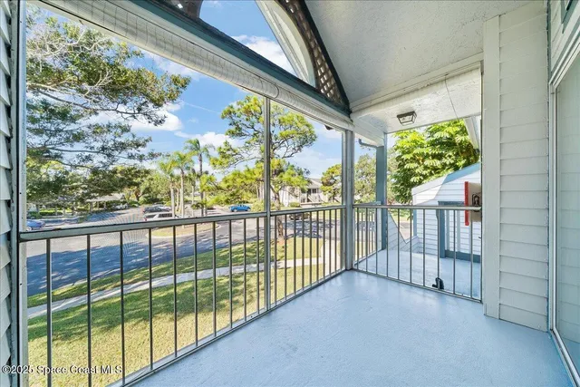 $159,950 | 4610 Lake Waterford Way, Unit 8101, Melbourne, FL 32901