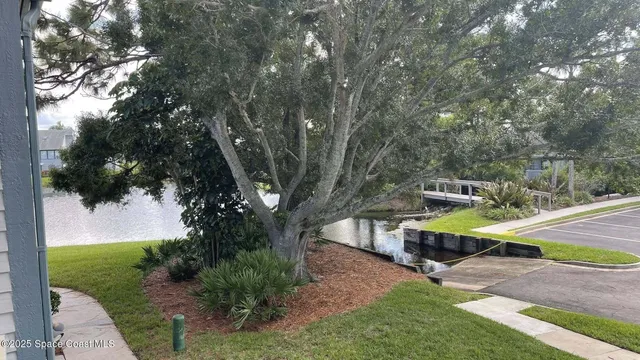 $159,950 | 4610 Lake Waterford Way, Unit 8101, Melbourne, FL 32901
