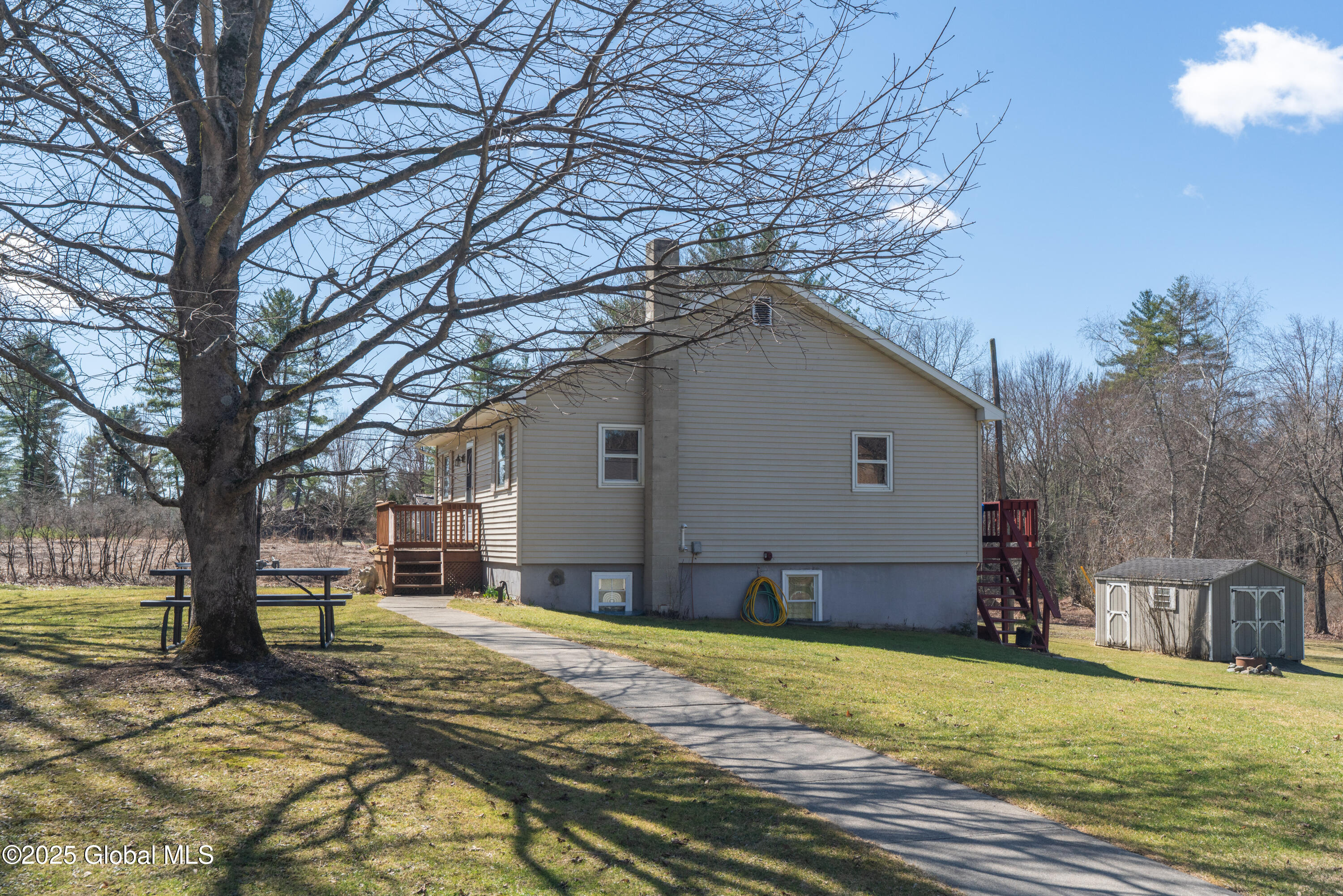 47 Ruggles Road Saratoga Springs, NY 12866 - Photo 6 of 62 DSC02312