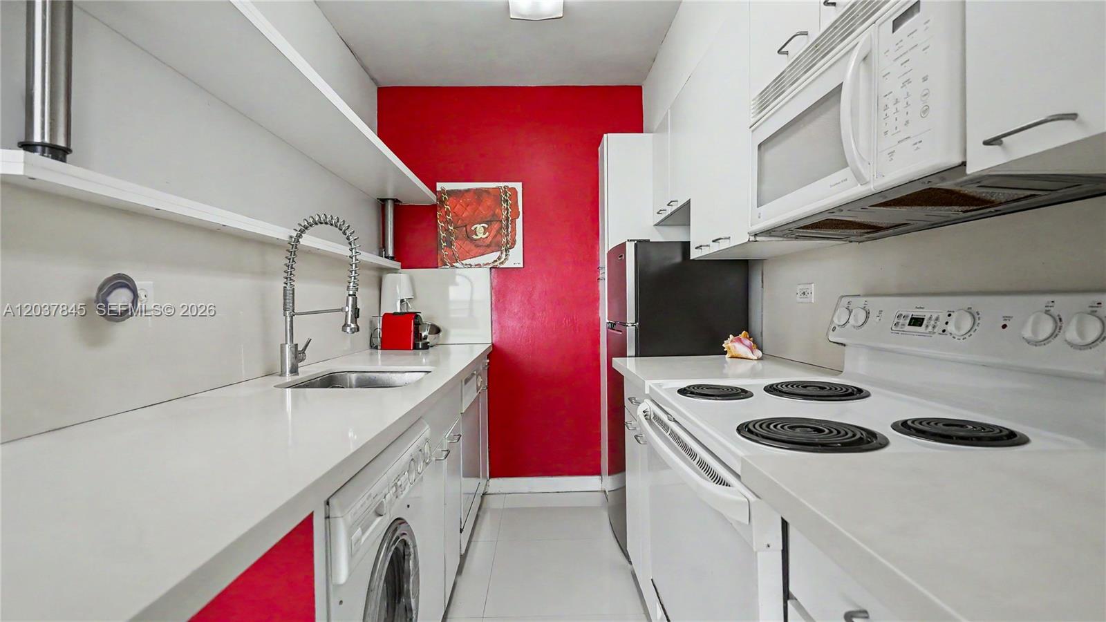 1500 Bay Road, Unit 1210S Miami Beach, FL 33139 - Photo 7 of 20