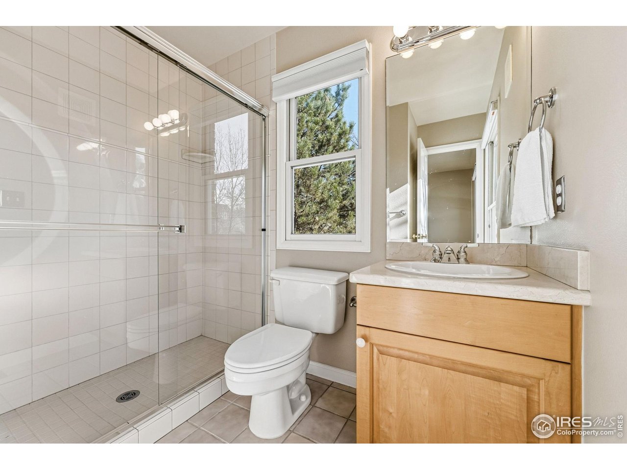 944 Ivanhoe Street Denver, CO 80220 - Photo 23 of 50 2nd en-suite bath