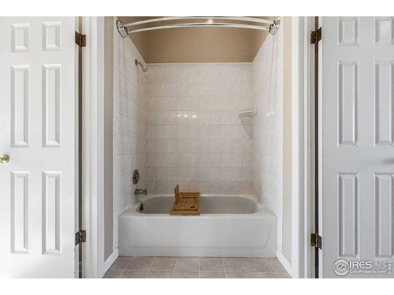 944 Ivanhoe Street Denver, CO 80220 - Photo 26 of 50 3rd level Jack and Jill bathroom