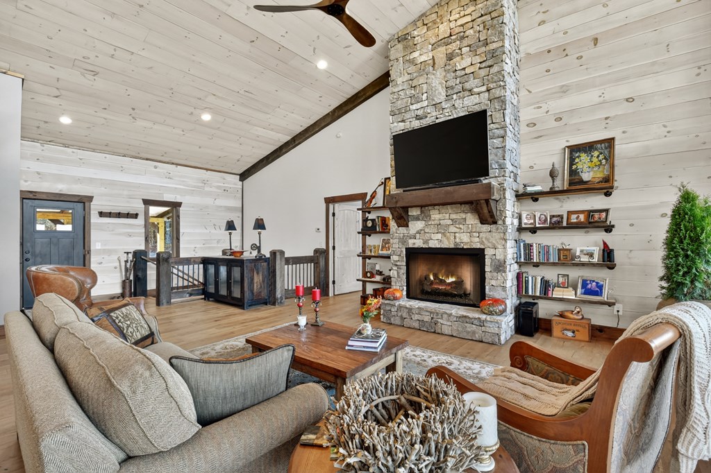 115 Hawks View Mineral Bluff, GA 30559 - Photo 29 of 57