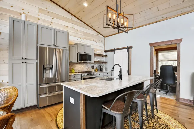 a view of house with a outdoor space